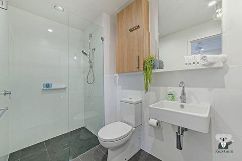 NEW Cozy Comfy APT Near Sydney Airport & CBD - Accommodation in Bendigo 7