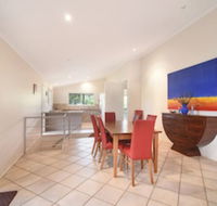 Beach Affair - 10 Callitris Crescent - Accommodation in Bendigo