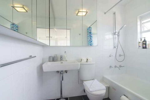 Bright 1 Bedroom Studio With Amazing City Views - Accommodation in Bendigo 6