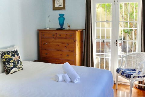 Surry Hills Terrace With Hot Tub - Accommodation in Bendigo 3