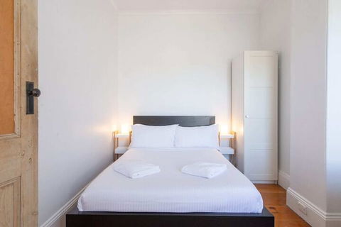 Stylish 3 Bedroom Townhouse In Darlinghurst - Accommodation in Bendigo 5