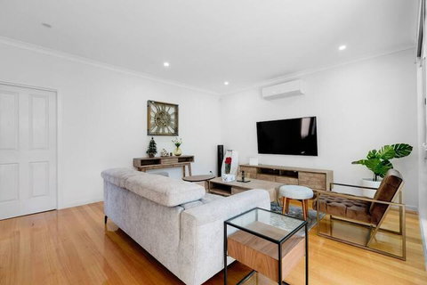 Impressive & Spacious New Townhouse@preston - Accommodation in Bendigo 7