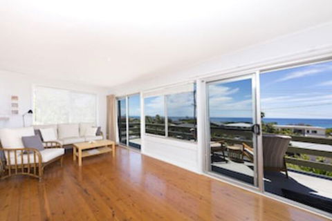 Beach Cottage - Accommodation in Bendigo 0