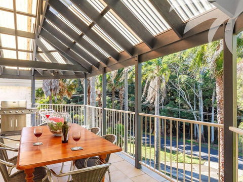 Picturesque Lizzie Palms 1 - Accommodation in Bendigo 6