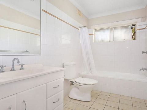 Tokelau 3 Tuncurry Townhouse - Accommodation in Bendigo 2