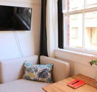 Flat With Rooftop View ON Opera House  Fireworks - Accommodation in Bendigo