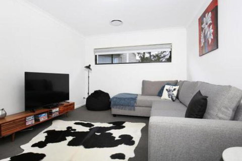 Rockwall Pet Friendly Fire Pit - Accommodation in Bendigo 4