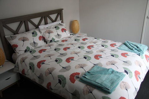 Warnbro Beach Family Accommodation - Accommodation in Bendigo 7