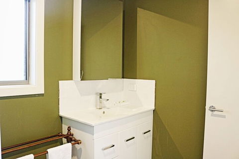 The Lodge At Eden Cove - Accommodation in Bendigo 1
