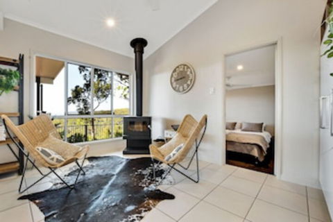 Smallwood - Accommodation in Bendigo 0