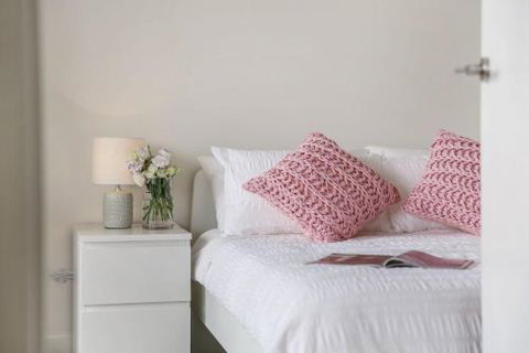 Cosy 3BR Penthouse Close To Westfield Hornsby & Train Station - Accommodation in Bendigo 4