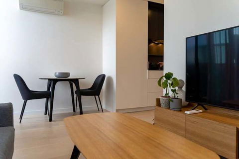 Modern 1 Bedroom Apartment South Yarra - Accommodation in Bendigo 1