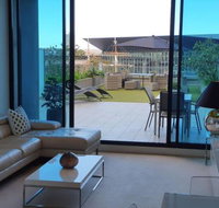 Melbourne Holiday Apartments Flinders Wharf - Accommodation in Bendigo