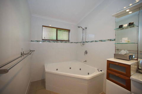 Colonial Village - Accommodation in Bendigo 2