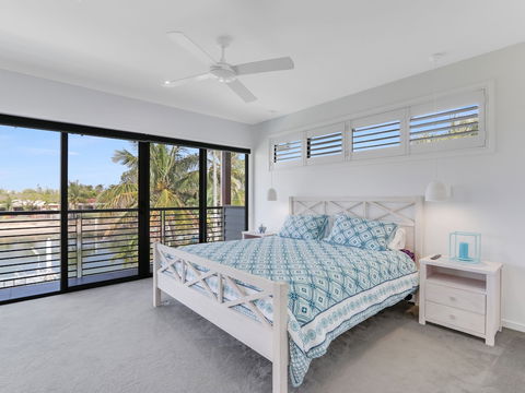 Adelong - Accommodation in Bendigo 1