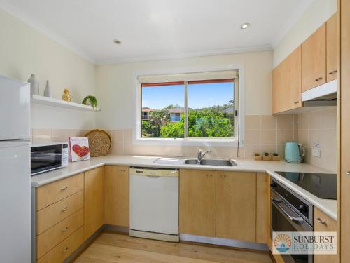 North Boambee Valley NSW Accommodation in Bendigo