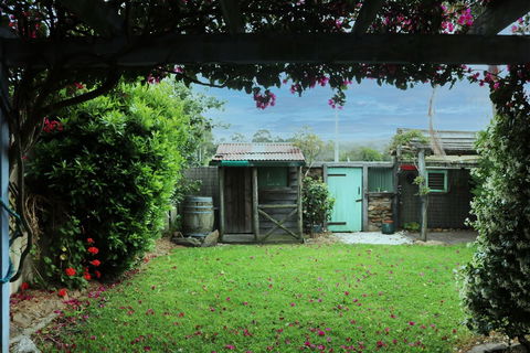 Alloway - Accommodation in Bendigo 0