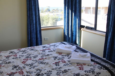 Douglas Street - Accommodation in Bendigo 6