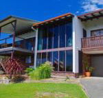 Barrels Beach House 28 Dulconghi Street - Accommodation in Bendigo
