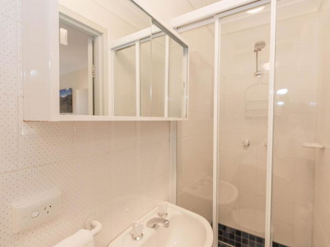 Lakeside 3 / 37 Cobbon Crescent - Accommodation in Bendigo 3