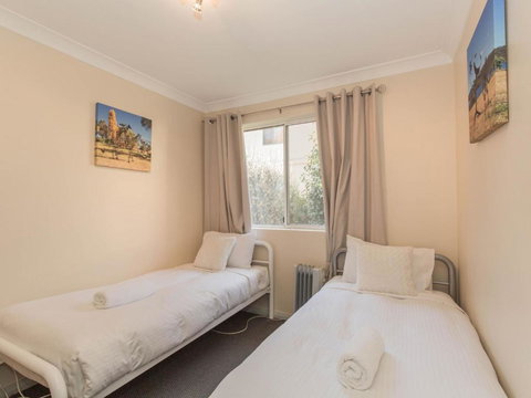 Lakeside 3 / 37 Cobbon Crescent - Accommodation in Bendigo 5