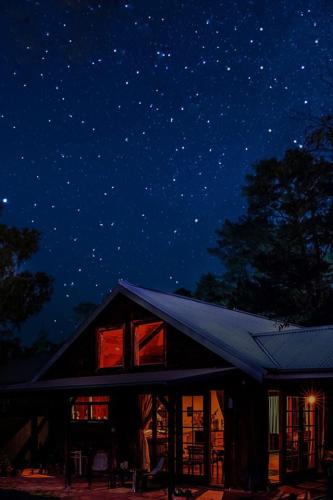 BROWNS COTTAGE - Accommodation in Bendigo 5
