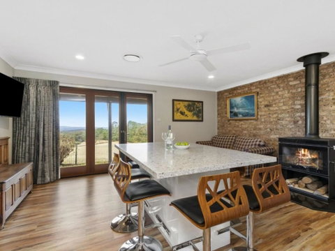 WINDARRI - Accommodation in Bendigo 1