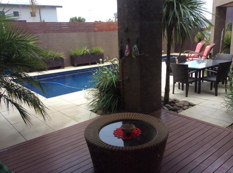 Pacific Paradise - Accommodation in Bendigo 5