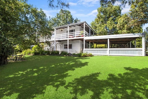 SUNNYDELL - Accommodation in Bendigo 1