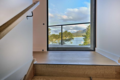 Furneaux - Accommodation in Bendigo 1