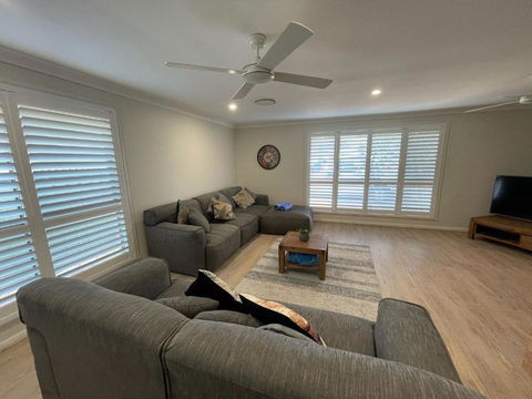 Relaxing Waterfront Property In Quiet Location - Accommodation in Bendigo 6