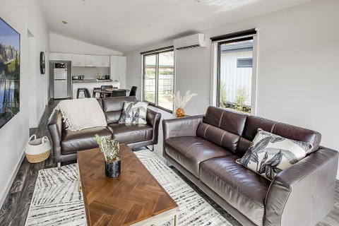 Bright Highland Valley Cottages - Accommodation in Bendigo 4