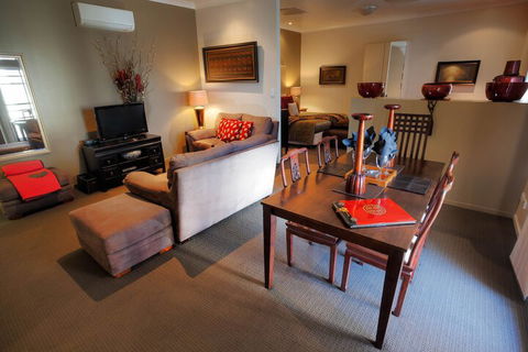 53 On Victoria - Accommodation in Bendigo 2