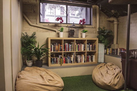 Mad Monkey Backpackers Bayswater - Accommodation in Bendigo 1