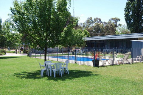 Holbrook Settlers Motel - Accommodation in Bendigo 2