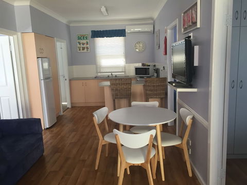 Forster Holiday Village - Accommodation in Bendigo 4