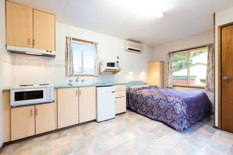 Clog Barn Caravan Park - Accommodation in Bendigo 3