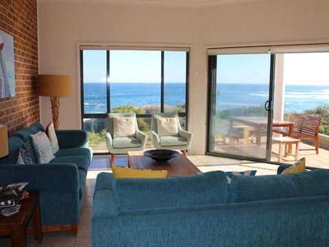Ocean Views 4 Ocean Street Air Conditioned Luxury With Beautiful Ocean Views - Accommodation in Bendigo 5