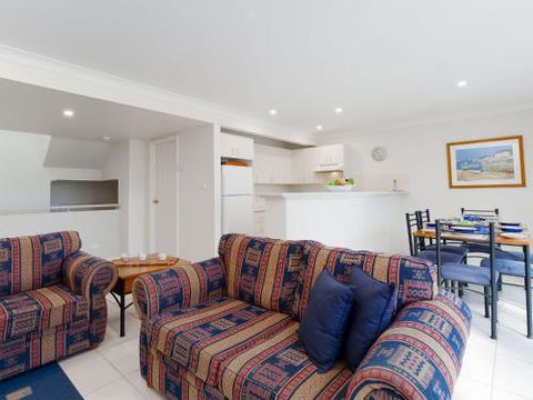 Walk On Birubi 1 / 40 Ocean Ave Pet Friendly WIFI Boat Parking & Water Views - Accommodation in Bendigo 1