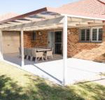 Roselawn Entertainer Large  Luxurious Sleeps 12 - Accommodation in Bendigo