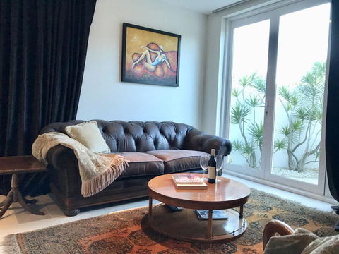 Beachfront By The CC Family Friendly Plunge Pool Steps To The Beach - Accommodation in Bendigo 1
