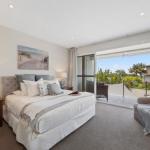 Beachfront By The CC Family Friendly Plunge Pool Steps To The Beach - Accommodation in Bendigo 0