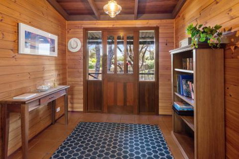 Coleys Beach House Yallingup - Accommodation in Bendigo 5