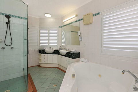 PRTFINO Ultimate Penthouse - Accommodation in Bendigo 5
