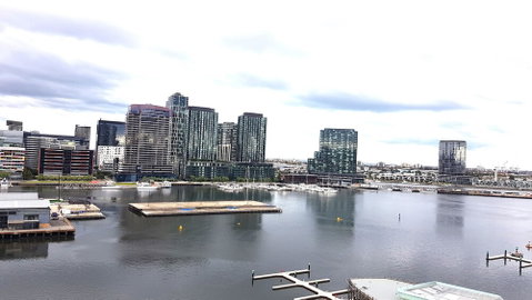 Docklands 1201p 2bed 1bath Water View - Accommodation in Bendigo 4