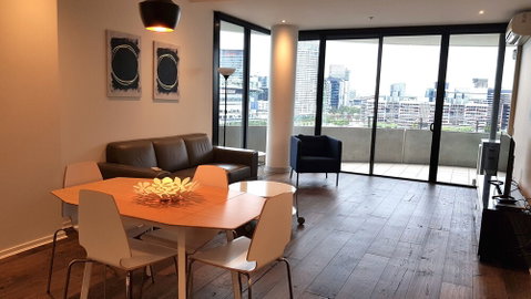 Docklands 1201p 2bed 1bath Water View - Accommodation in Bendigo 3