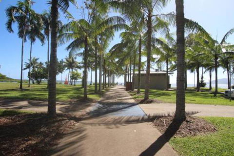 Easy Going Holiday Unit On McKenzie MK5 - Accommodation in Bendigo 7