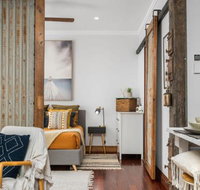 Black Beauty Studio - Accommodation in Bendigo