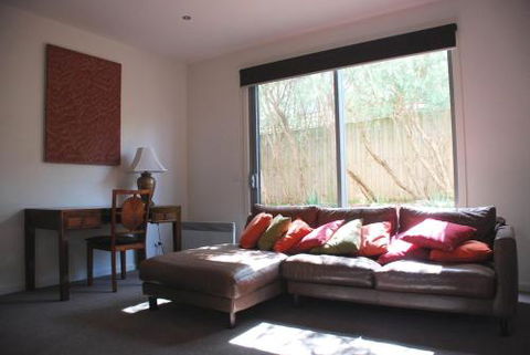 SURF Side SECRET INVERLOCH - Accommodation in Bendigo 1