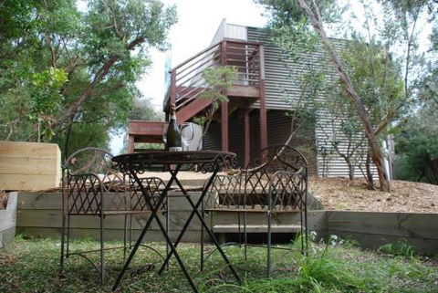 SURF Side SECRET INVERLOCH - Accommodation in Bendigo 2
